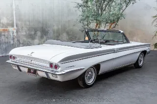 Foto 6 di 24: 1962 Oldsmobile F 85