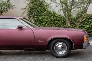 Foto 10 di 24: 1972 Mercury Cougar