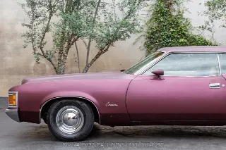 Foto 12 di 24: 1972 Mercury Cougar