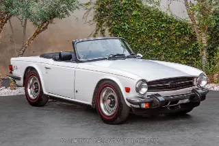 Foto 1 di 24: 1975 Triumph TR6
