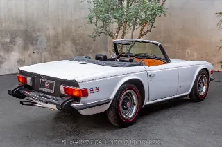 Foto 5 di 24: 1975 Triumph TR6