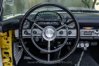 Foto 23 di 24: 1956 Ford Thunderbird