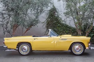 Foto 4 di 24: 1956 Ford Thunderbird