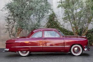 Foto 4 di 24: 1950 Ford Custom Deluxe