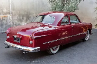 Foto 5 di 24: 1950 Ford Custom Deluxe