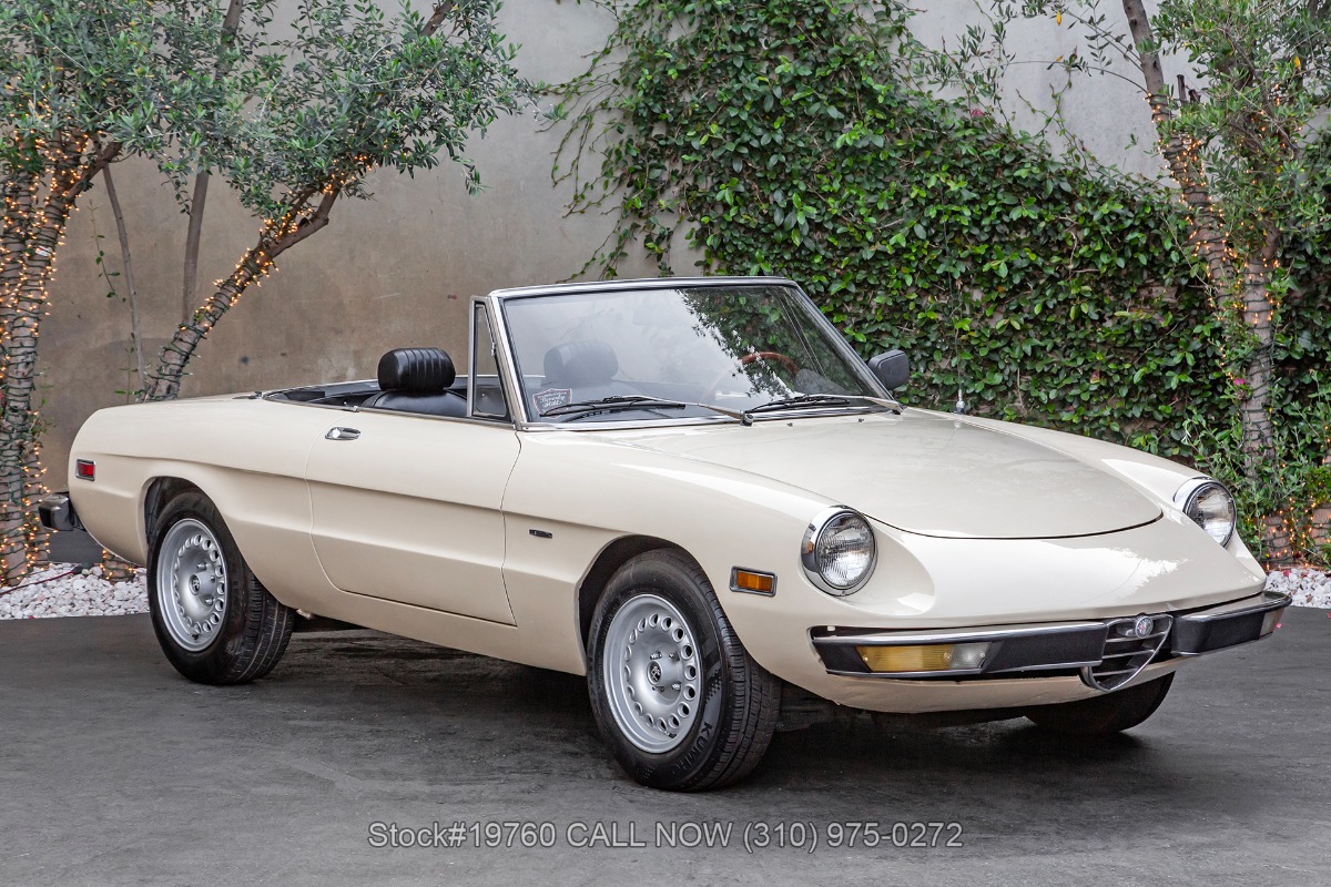 1974 Alfa Romeo Spider Veloce 2000