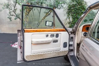 Foto 14 di 24: 1992 Rolls Royce Silver Spur II