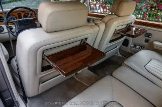 Foto 22 di 24: 1992 Rolls Royce Silver Spur II
