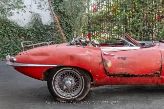 Foto 9 di 24: 1967 Jaguar XKE Series I