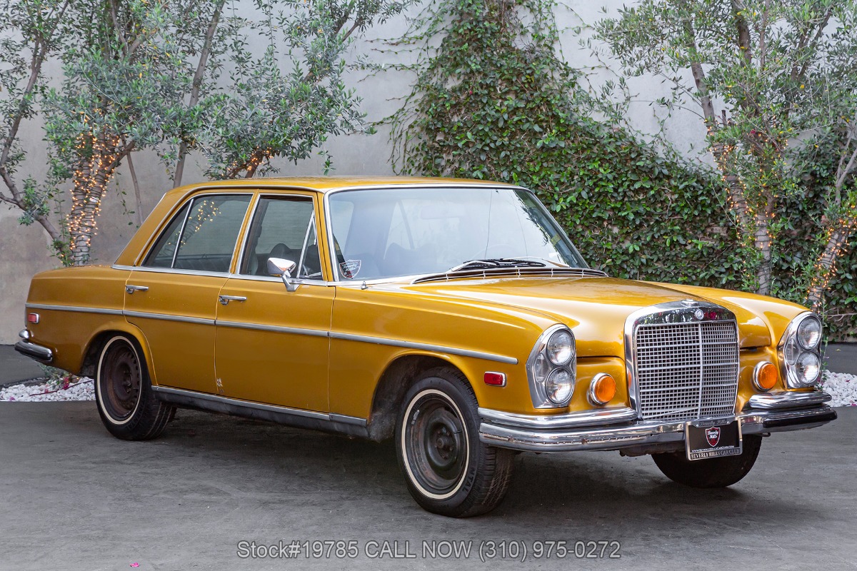 1972 Mercedes Benz 280SE 4.5