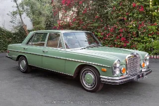 Foto 3 di 24: 1973 Mercedes Benz 280SEL