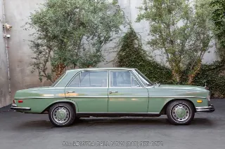 Foto 4 di 24: 1973 Mercedes Benz 280SEL