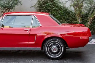 Foto 13 di 24: 1968 Ford Mustang