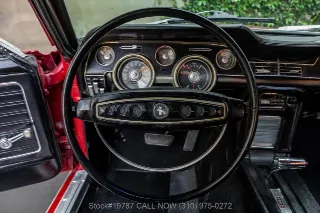 Foto 18 di 24: 1968 Ford Mustang