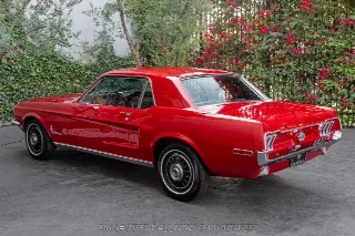 Foto 7 di 24: 1968 Ford Mustang