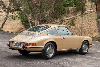 Foto 6 di 24: 1969 Porsche 912