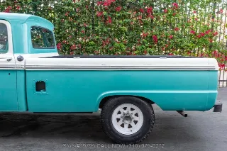Foto 13 di 24: 1966 Ford F250