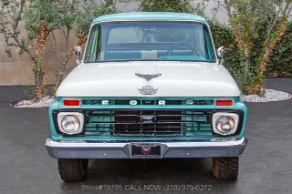 Foto 2 di 24: 1966 Ford F250