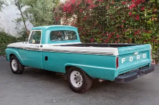 Foto 7 di 24: 1966 Ford F250