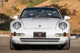 Foto 3 di 24: 1998 Porsche 993