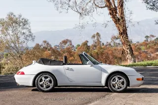 Foto 5 di 24: 1998 Porsche 993