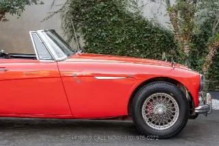 Foto 16 di 24: 1965 Austin Healey 3000