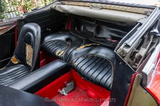 Foto 22 di 24: 1965 Austin Healey 3000