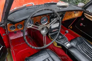 Foto 23 di 24: 1965 Austin Healey 3000