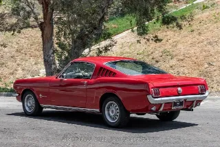 Foto 11 di 24: 1966 Ford Mustang C Code Fastback 2+2