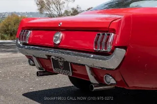 Foto 8 di 24: 1966 Ford Mustang C Code Fastback 2+2