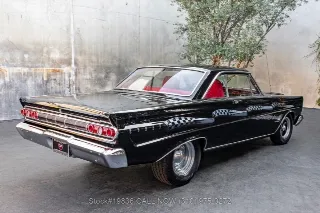 Foto 5 di 24: 1964 Mercury Comet Cyclone