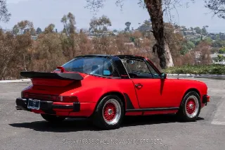 Foto 6 di 24: 1981 Porsche 911SC