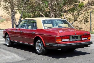 Foto 8 di 24: 1985 Rolls Royce Silver Spur