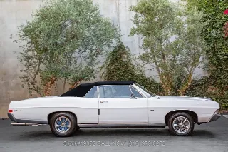 Foto 10 di 24: 1968 Ford Galaxie 500
