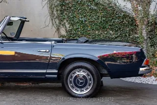 Foto 14 di 24: 1968 Mercedes Benz 280SL