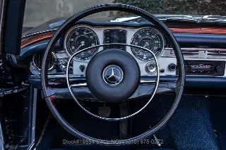 Foto 19 di 24: 1968 Mercedes Benz 280SL