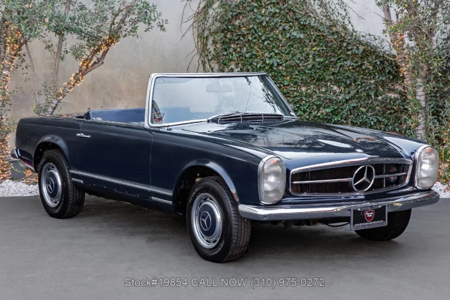 1968 Mercedes Benz 280SL