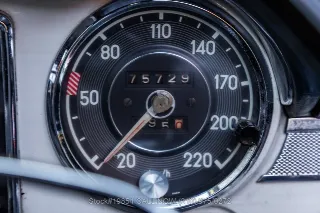Foto 20 di 24: 1968 Mercedes Benz 280SL