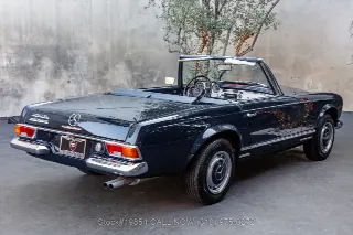 Foto 6 di 24: 1968 Mercedes Benz 280SL