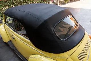 Foto 13 di 24: 1975 Volkswagen Super Beetle