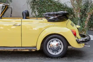 Foto 19 di 24: 1975 Volkswagen Super Beetle
