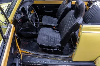 Foto 21 di 24: 1975 Volkswagen Super Beetle