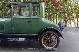 Foto 13 di 24: 1927 Ford Model T Coupe