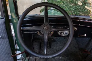 Foto 17 di 24: 1927 Ford Model T Coupe