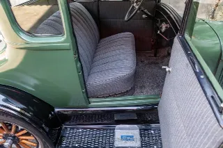 Foto 18 di 24: 1927 Ford Model T Coupe