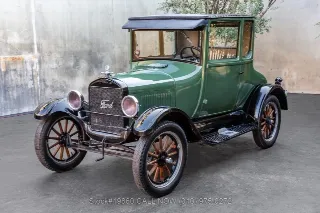 Foto 8 di 24: 1927 Ford Model T Coupe