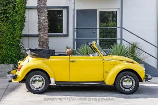 Foto 4 di 24: 1979 Volkswagen Super Beetle Cabriolet
