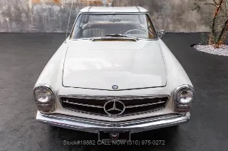 Foto 15 di 24: 1966 Mercedes Benz 230SL