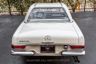 Foto 17 di 24: 1966 Mercedes Benz 230SL