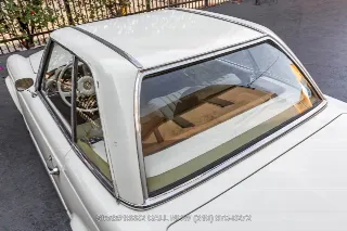 Foto 19 di 24: 1966 Mercedes Benz 230SL